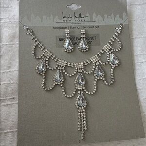 Nicole Miller Crystal Silver Jewelry Set